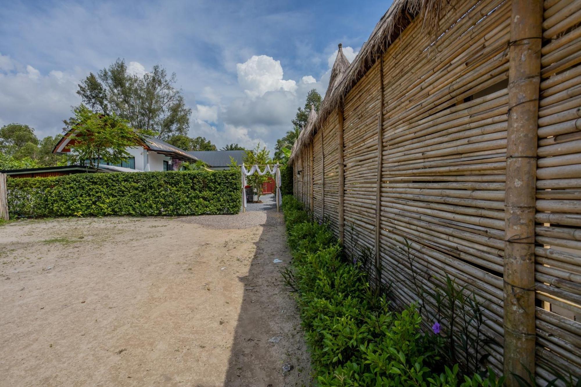 Villa Loved Beach 1 Ao Nam Mao Exterior photo